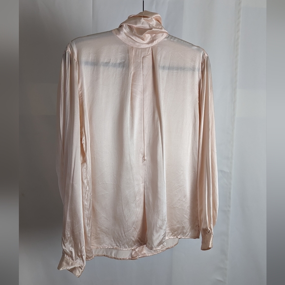 Vintage 100% silk peach long sleeve blouse - Picture 1 of 7